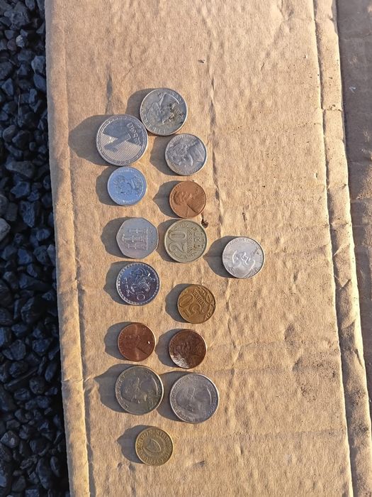 Продам старые монеты