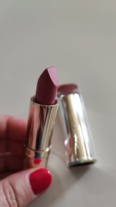 Ново червило Estée Lauder Pure colour Love 430