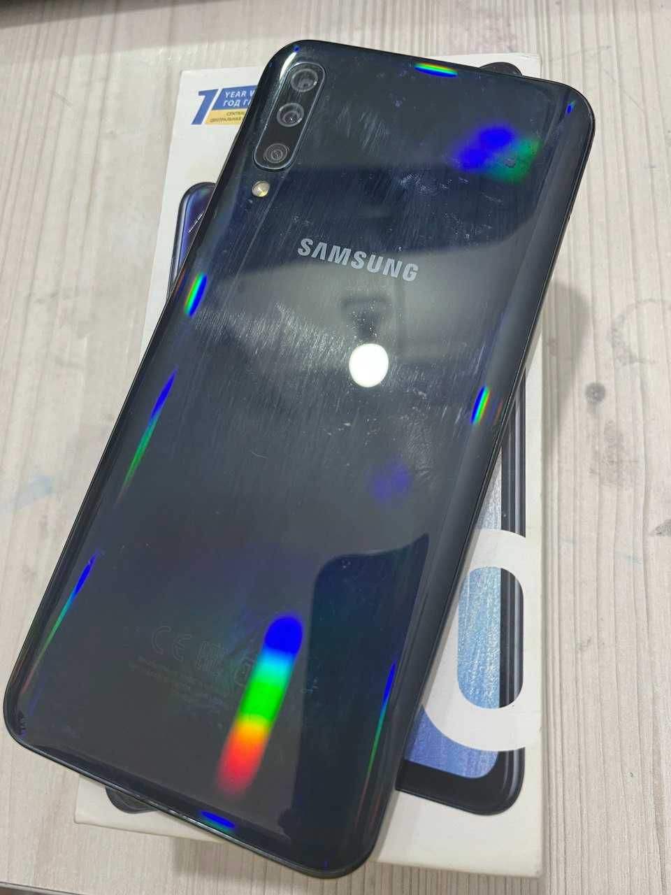 Samsung Galaxy A50 64 Gb (г Шымкент ул Уалиханова 219): 25 000 тг. -  Мобильные телефоны / смартфоны Шымкент на Olx