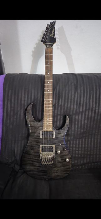 Vand sau schimb Ibanez rg320fm