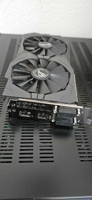 Placa video ASUS GeForce GTX 1050 STRIX GAMING GDDR5 128-bit