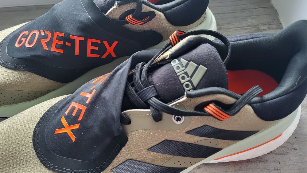 Adidas Solarglide 5 Gore-Tex GTX Boost Continental - Noi - 44 2/3