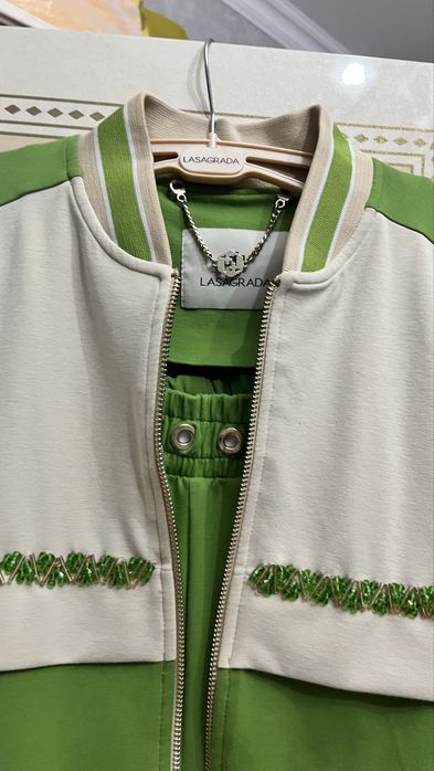 Спортивный костюм