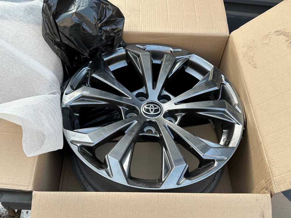 Диски RAV4 оригинал, в идеальном состоянии