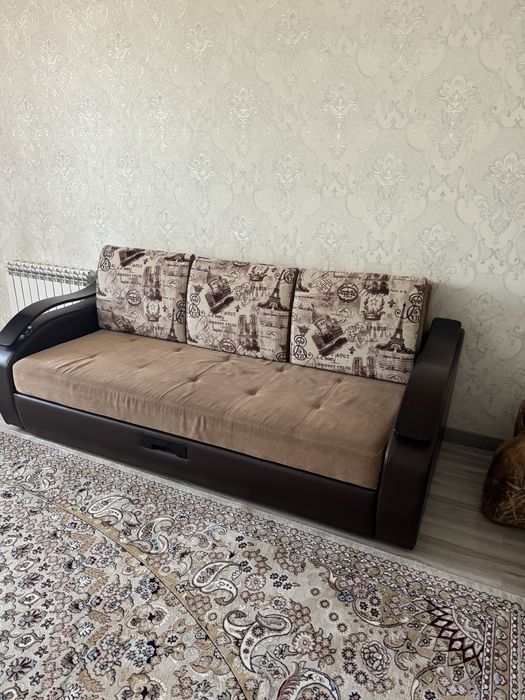 Диван бу в хорошем состоянии