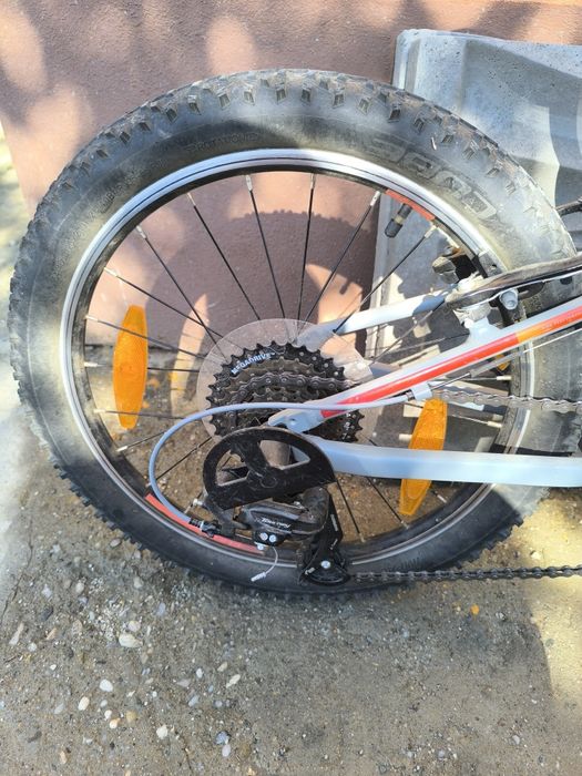 Vând două biciclete Cube Acid 200 Grey Red 200"