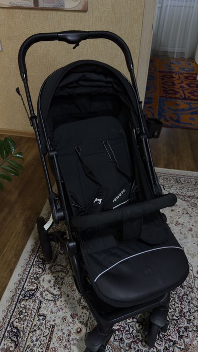 Продам коляску детскую