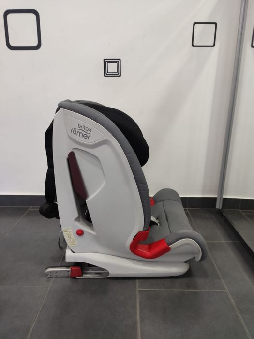 Scaun auto Britax Romer Advansafix III cu isofix pt.copii intre9-36 kg