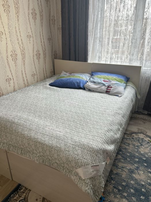 Продам шкаф, кровать, комод