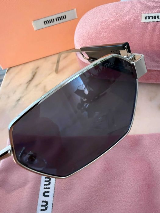 Ochelari de soare Miu Miu//Premium