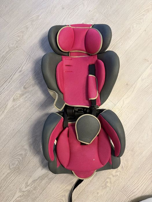 Vând scaun auto gold-baby