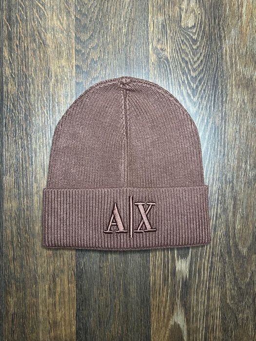 Продам брендовые шапки