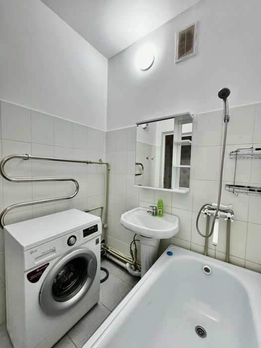 Толе би улица на против ГОВД люкс квартира