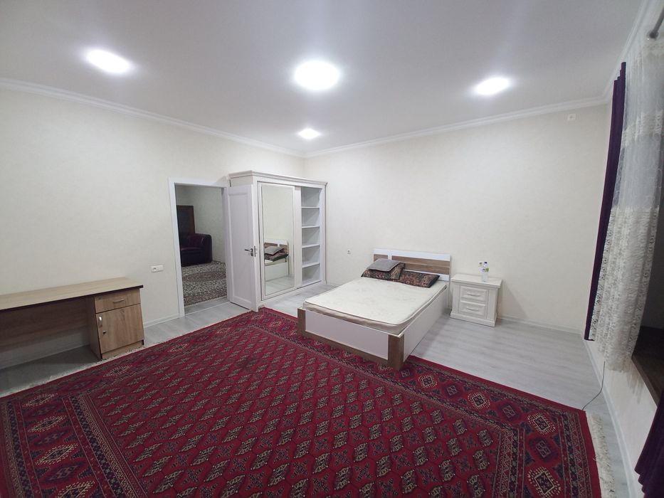 Сдаётся в аренду Таунхаус 4 комнаты в центре города.Агентство