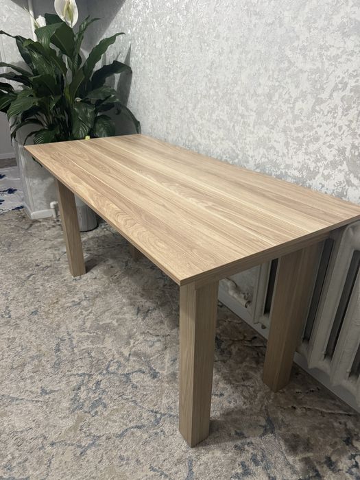 Продаю стол новые