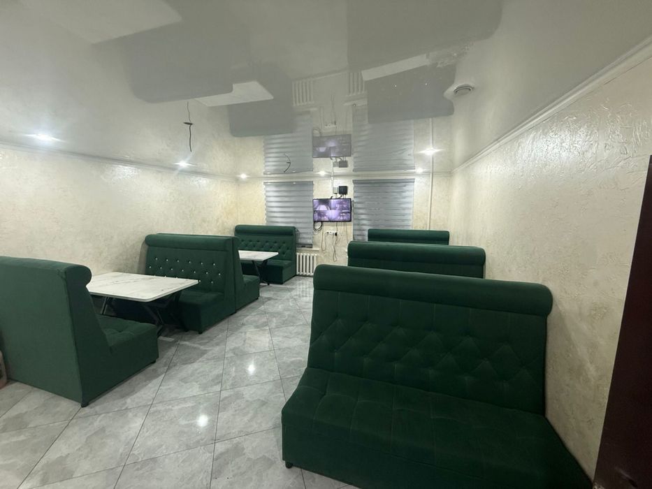 Мягкий мебель диван стол