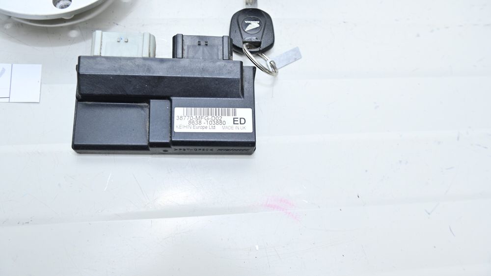 Set Contacte Chei Si ECU Calculator Kit Pornire Honda CB600F Hornet