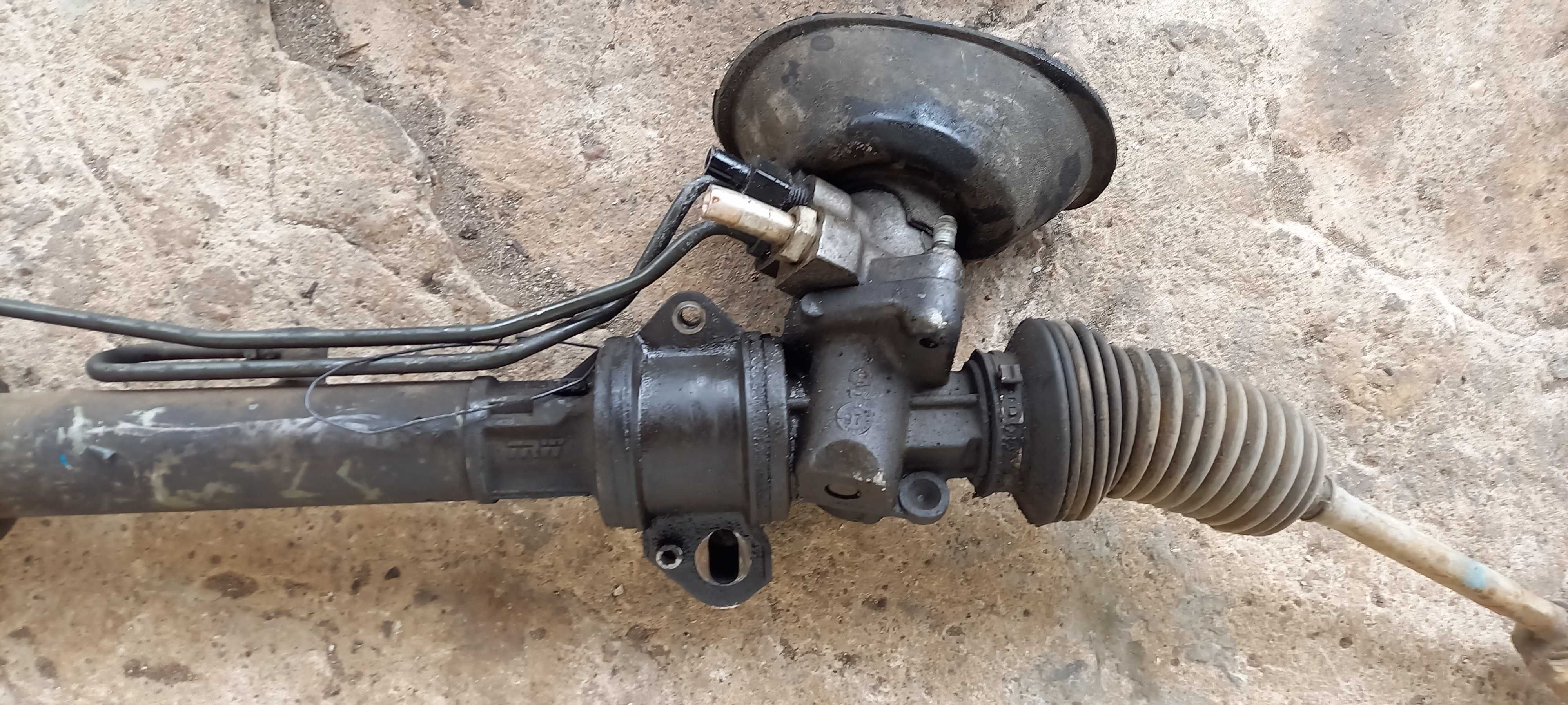 Кормилна рейка за рено меган 1 2 3 Renault Megane I Renault Megane II ...