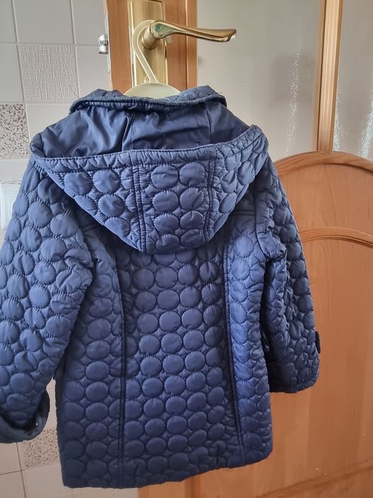 Пальто весна на девочку 3-5 лет