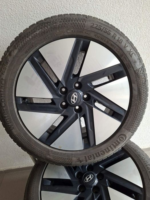 Продавам 4 броя оригинални 18” джанти от Hyundai Ioniq 6 със зимни гуми Continental Winter Contact TS 870P 225/55/18