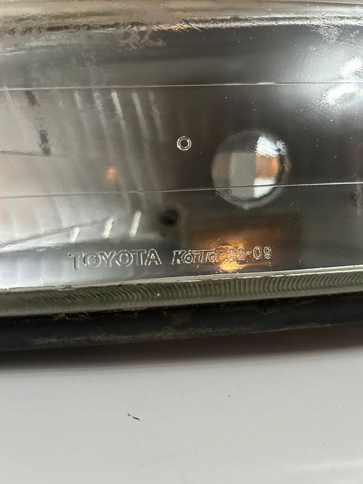 Продам фары от камри грация