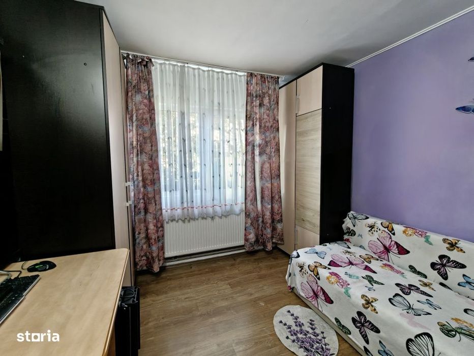 Apartament cu 3 camere, parter, Aleea Retezat