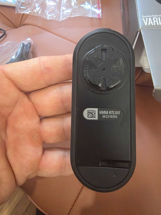 Radar lumină spate Garmin Varia RTL515 – Stare impecabilă + Suport șa