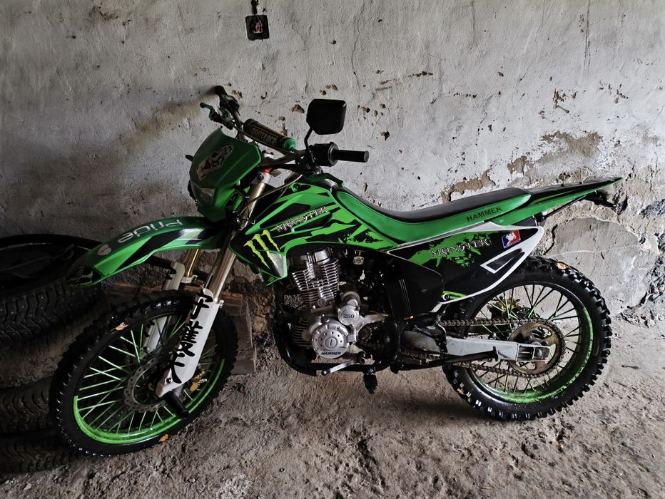Продам эндуро мотоцикл марка Hammer 250cc