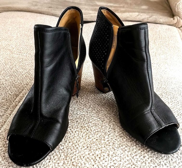 Botine din piele, marca Geox, marime 38 1/2