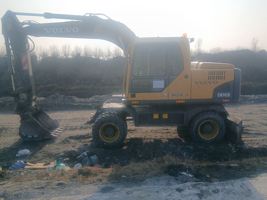 Ekskavator volvo 145 EW prime