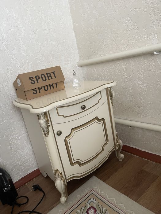 Продам спальный гарнитур