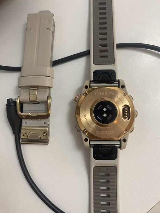 Продам Garmin Fenix 7s Sapphire Solar