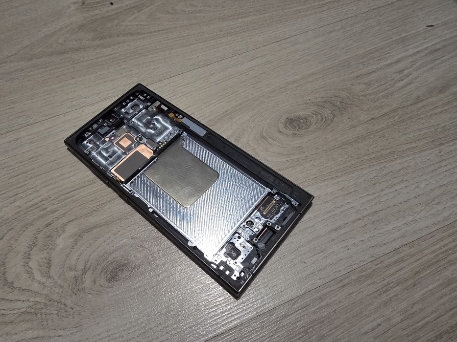 Display S24 ultra spart ( recuperat date )