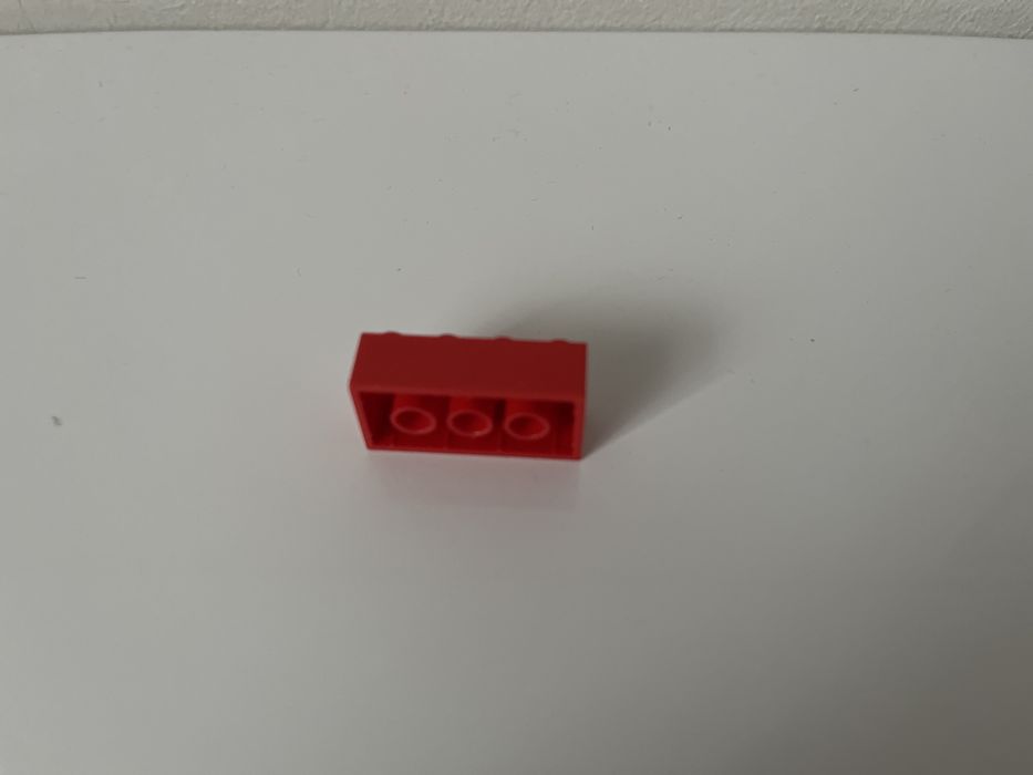 Vand piesa de lego rosie
