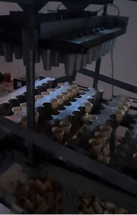 Muzqaymoq noni chiqaradigan apparat марожна нони чиқарадиган аппарат