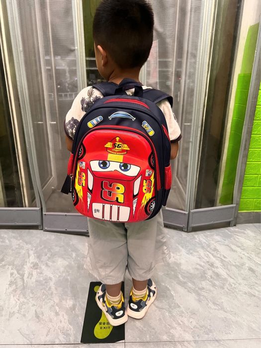 Продам рюкзак Молния Маквин