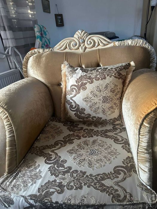 Vând fotloiu stil baroc