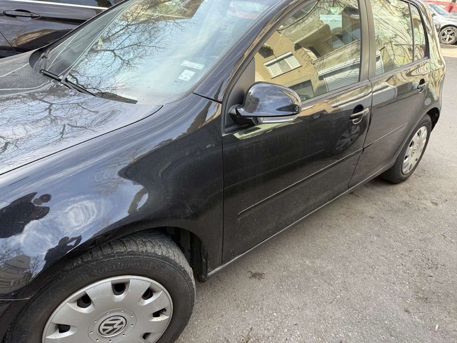 Продавам Голф 5  1.4 Бензин