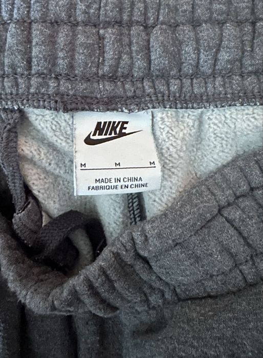 Pantaloni Nike