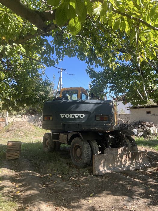 Volvo 130 ekskovatr