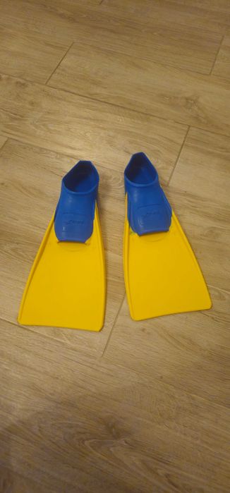 Labe inot Finis Floating 33-35