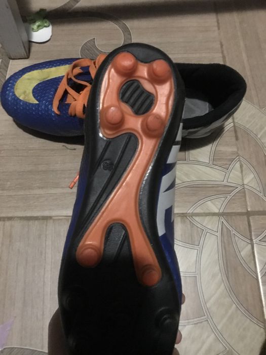 Продам сороконожки футбольные