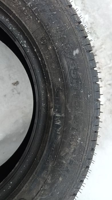 Продам шины лекговые