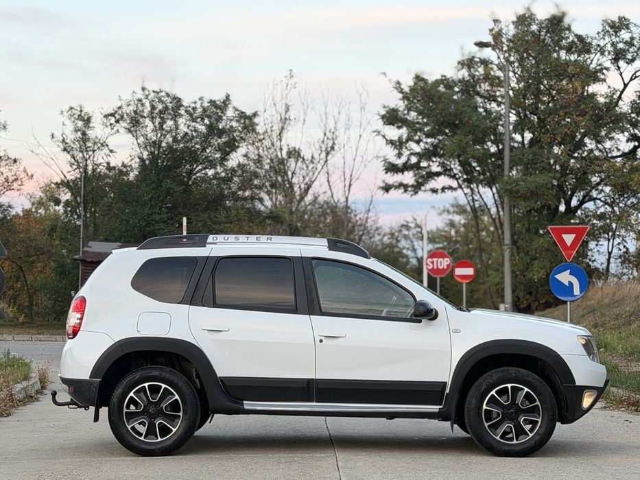 Dacia Duster Black Shadow 1.5dci 110cp 4x4