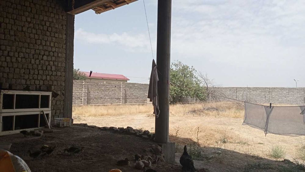 Uchastka uylari bilan