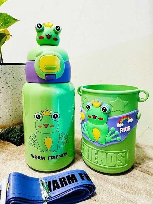 Детска бутилка за вода Cute Frog Friends