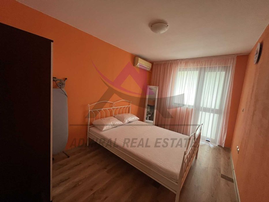 Дава се под наем Двустаен апартамент в Варна, Цветен квартал - 70 кв.м за 600 € - Снимка #2