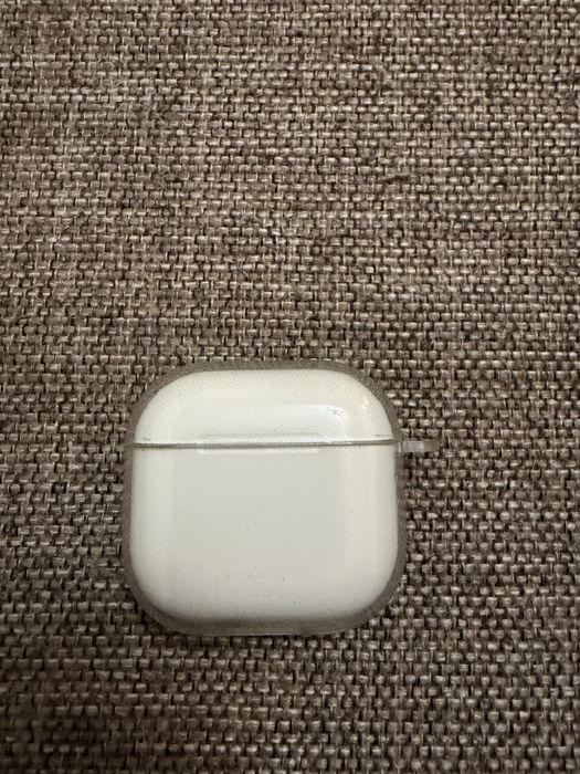 Apple Air pods 4