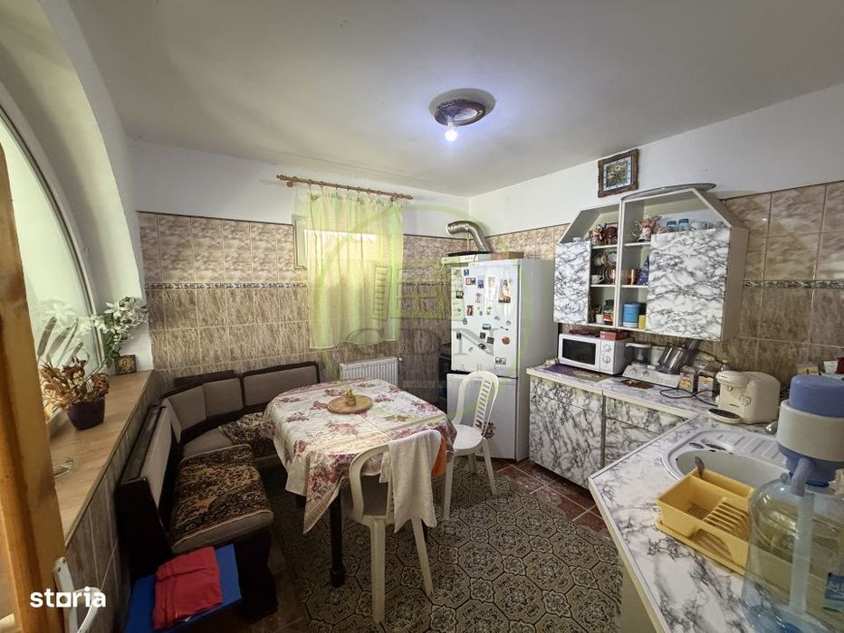 Casa S+P+1,  192mp utili, 372mp, cartier Bariera Valcii