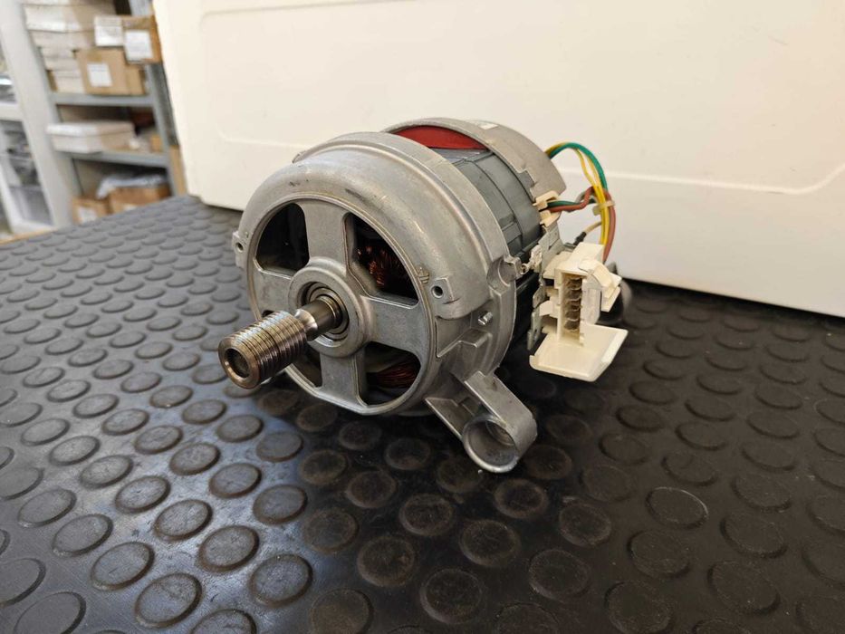 Motor masina de spalat verticala Electrolux - Nidec WU126U50E00 6 pini , lungime ax 4.6 cm / R20
